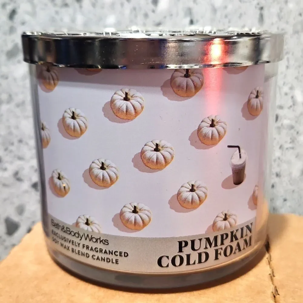 PUMPKIN COLD FOAM 3 WICK CANDLE Members Exclusive BATH & BODY WORKS New